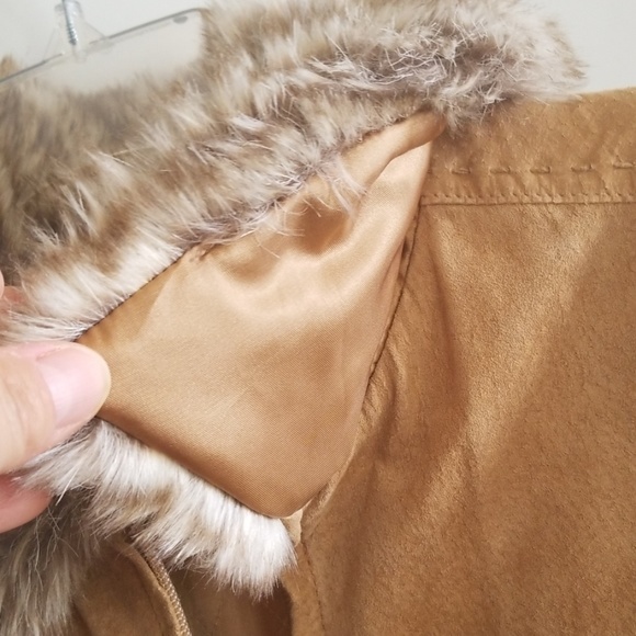 Tan Suede Leather quilted Vest faux fur collar - Picture 6 of 8